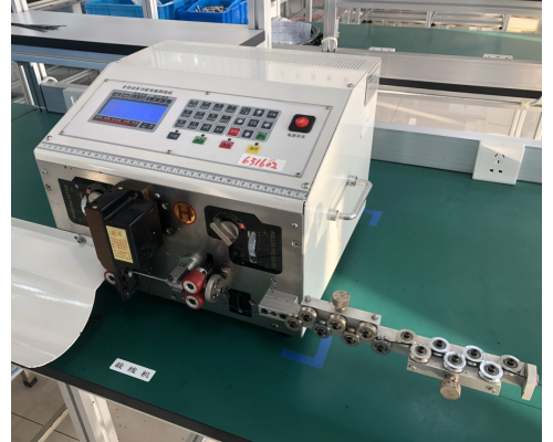 Automatic wire stripping and cutting machine